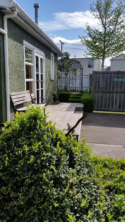 Bed and Breakfast Designer Cottage Κράισττσερτς