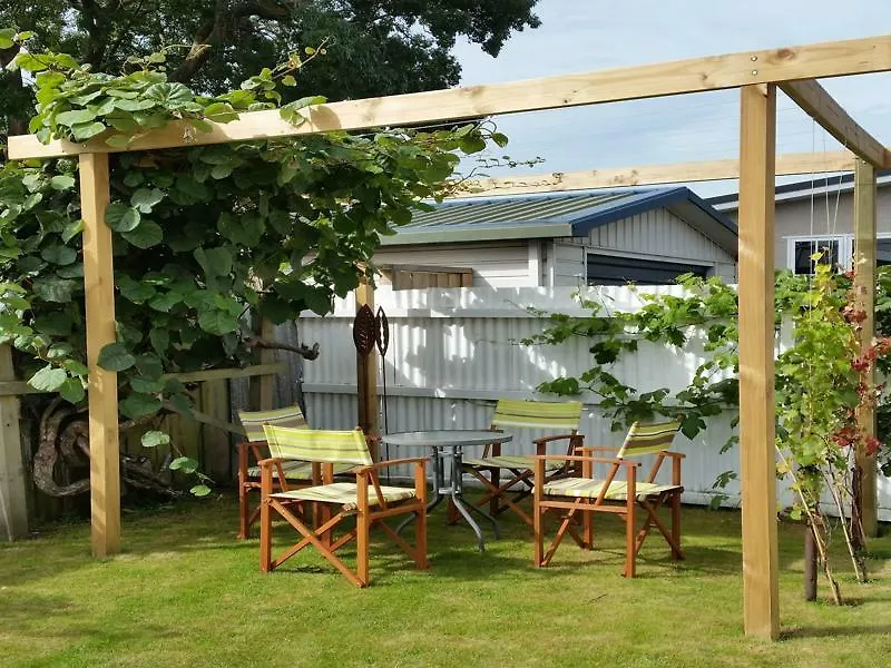 Bed & Breakfast Designer Cottage Christchurch